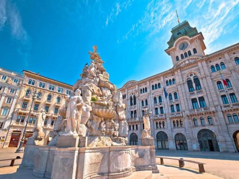 Myway Trieste Rooms Bagian luar foto
