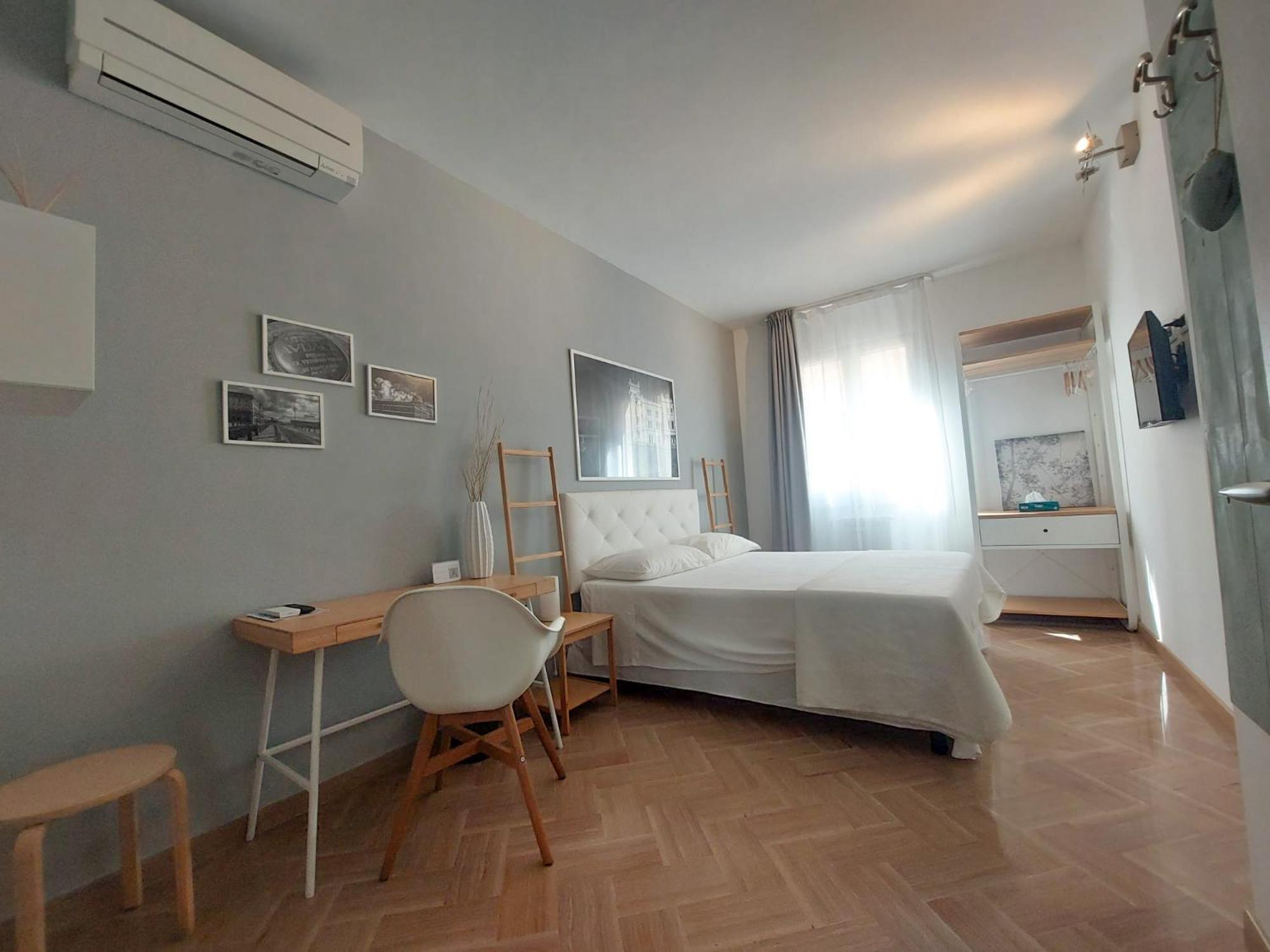 Myway Trieste Rooms Bagian luar foto